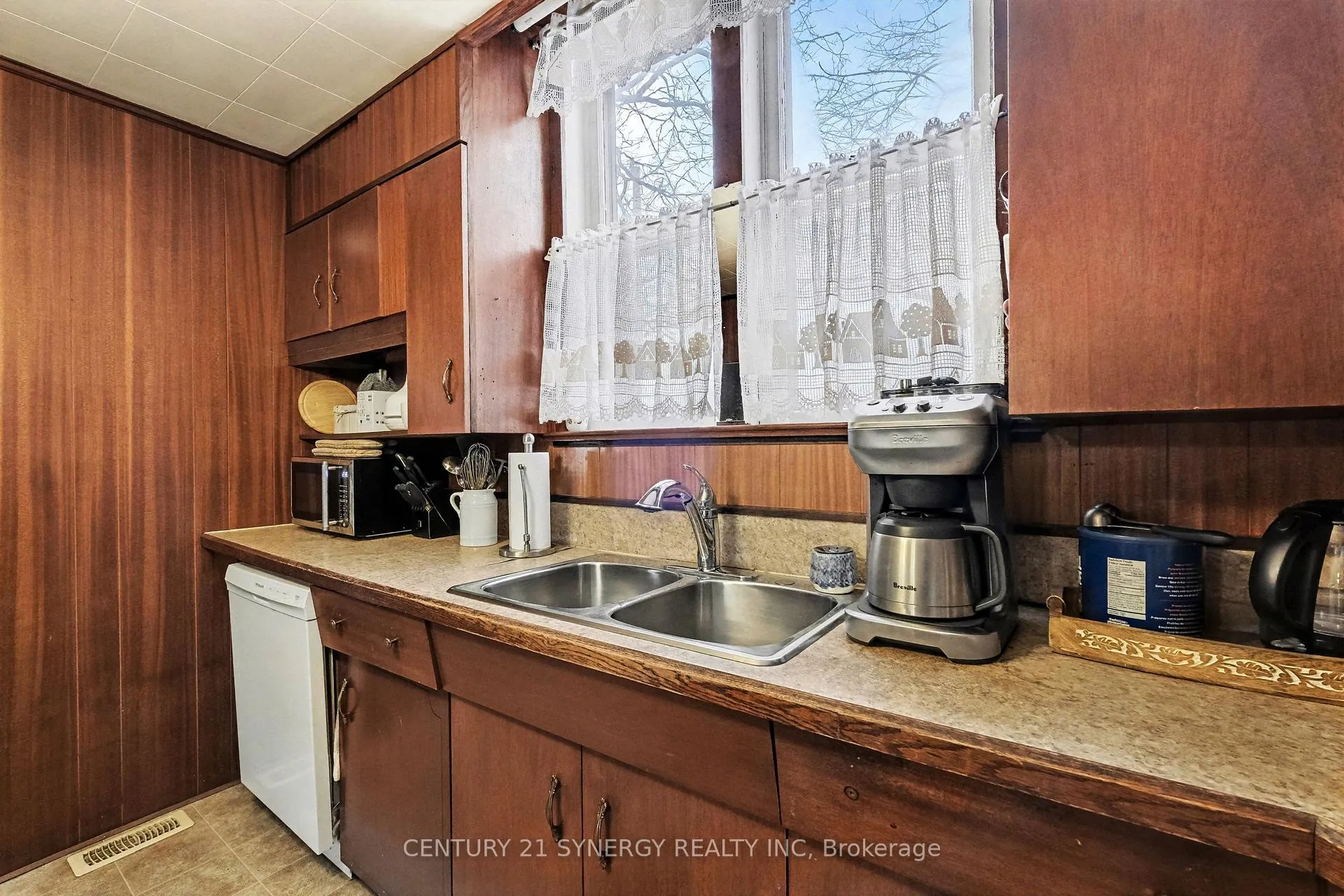 Photo 13 of 82 Abel Street, Smiths Falls — HOMEH