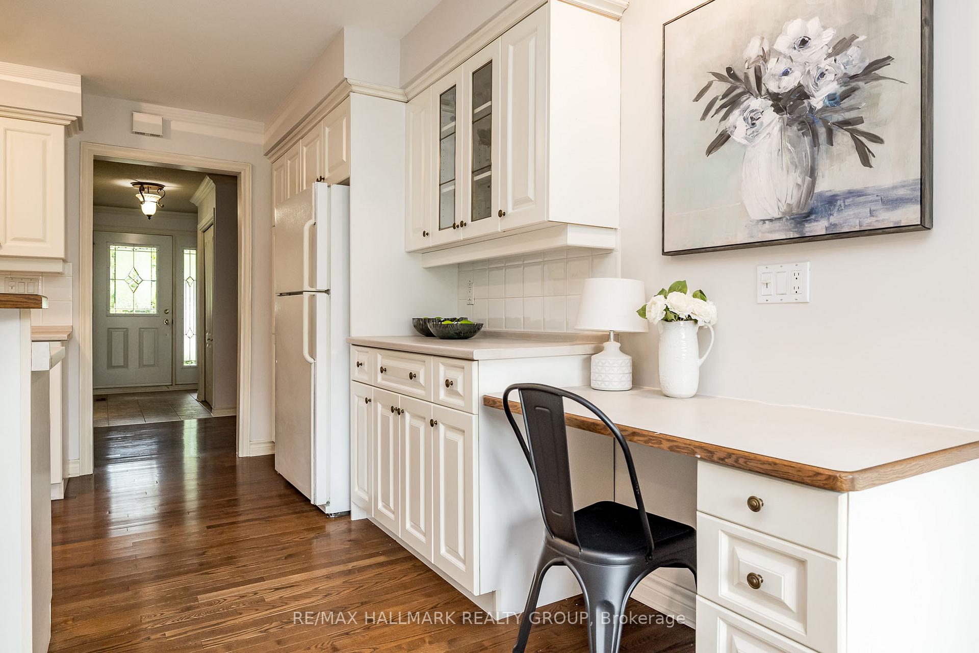 Photo 25 of 12 Ancona Crescent, Ottawa, Briargreen — HOMEH