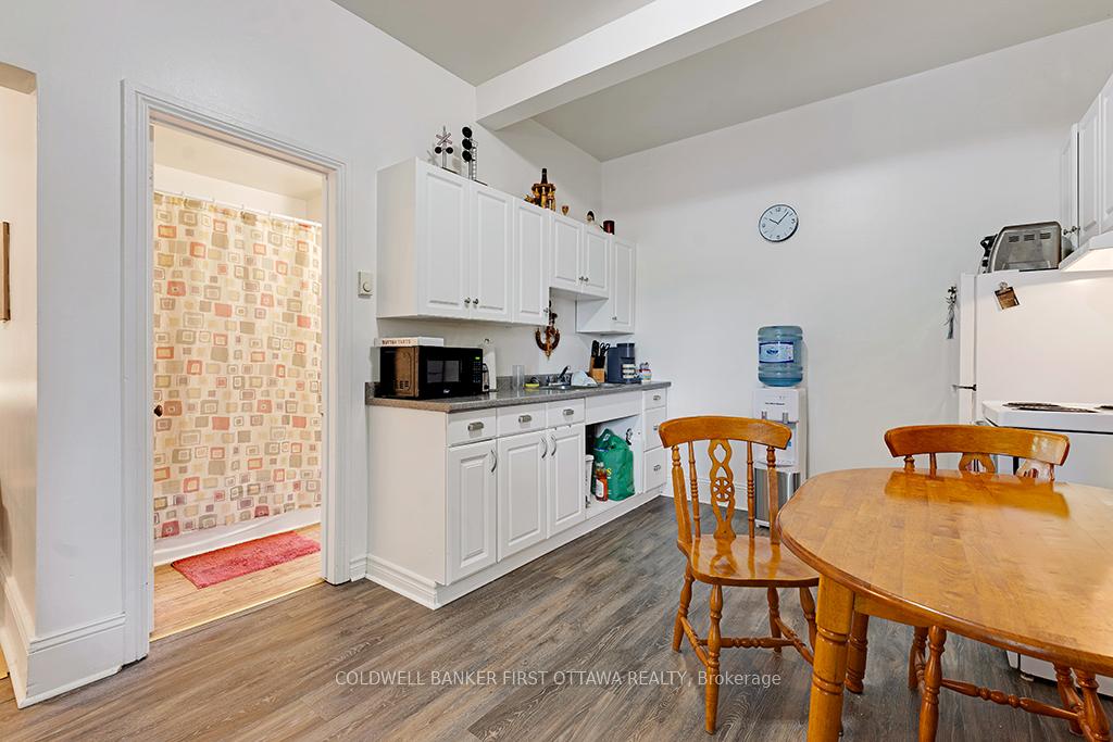 Photo 12 of 151 Chambers Street, Smiths Falls — HOMEH