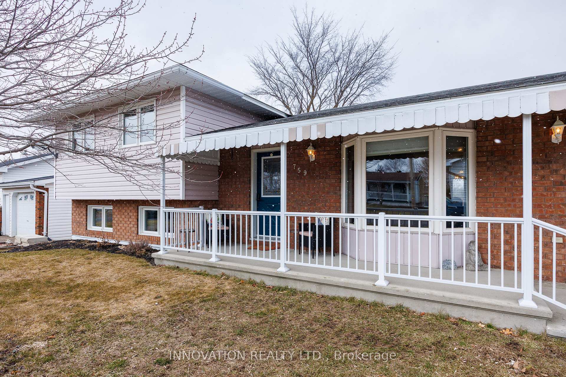 Photo 2 of 759 Eighth Street, Renfrew — HOMEH