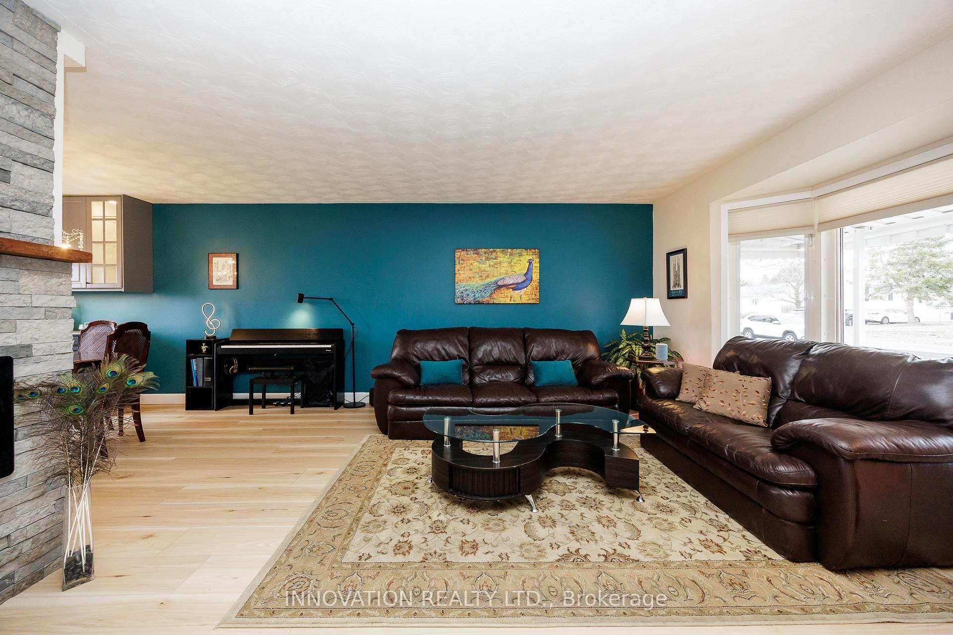 Photo 9 of 759 Eighth Street, Renfrew — HOMEH