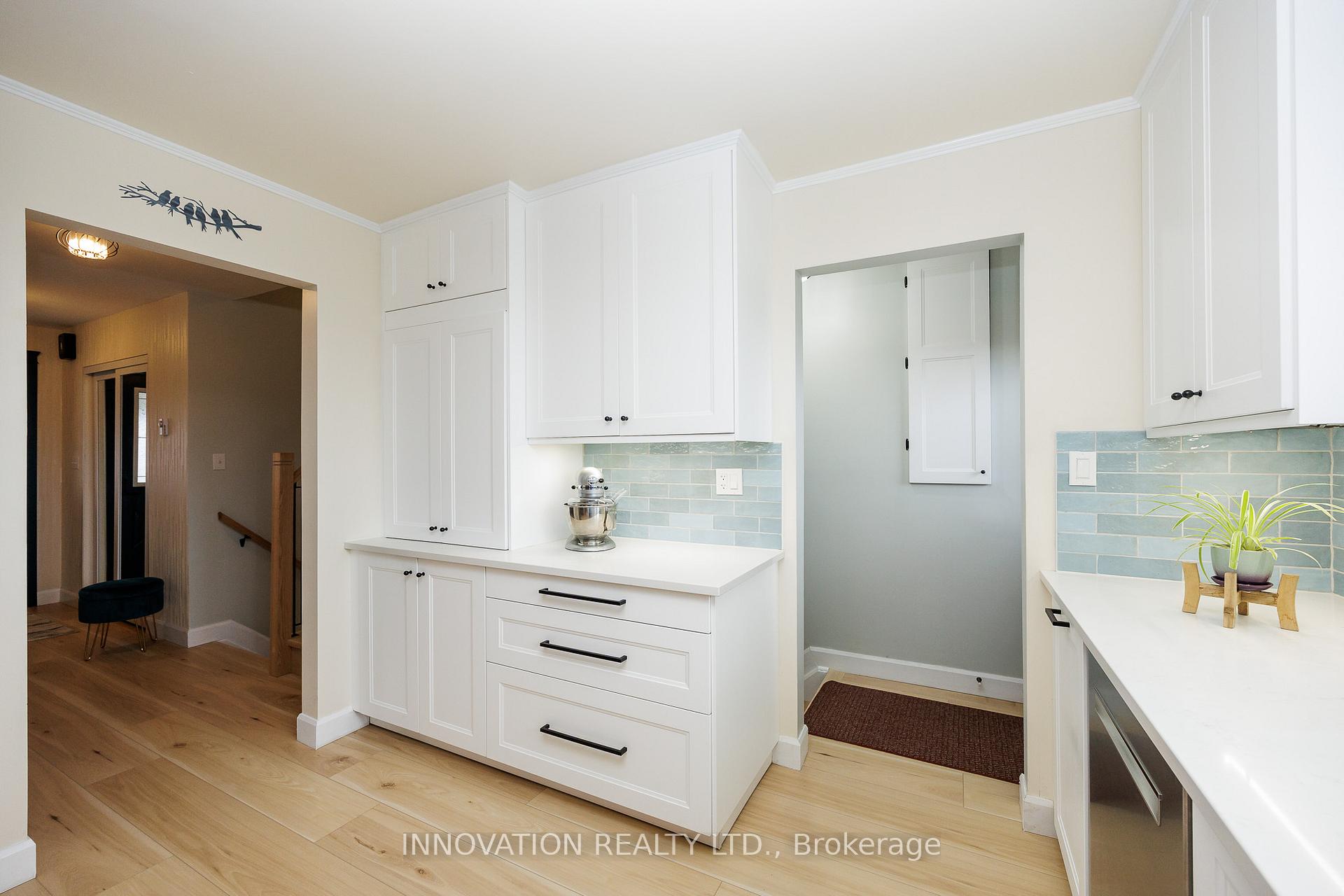 Photo 21 of 759 Eighth Street, Renfrew — HOMEH