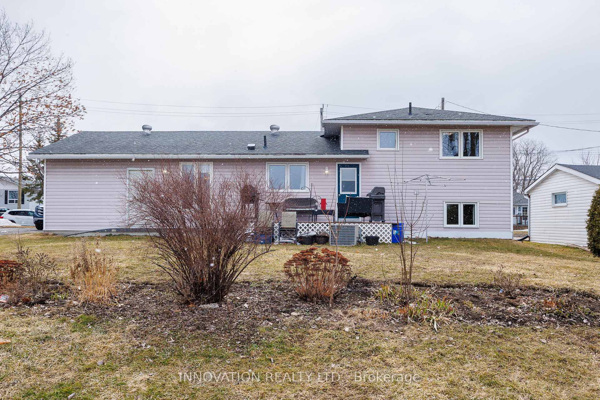 Photo 46 of 759 Eighth Street, Renfrew — HOMEH
