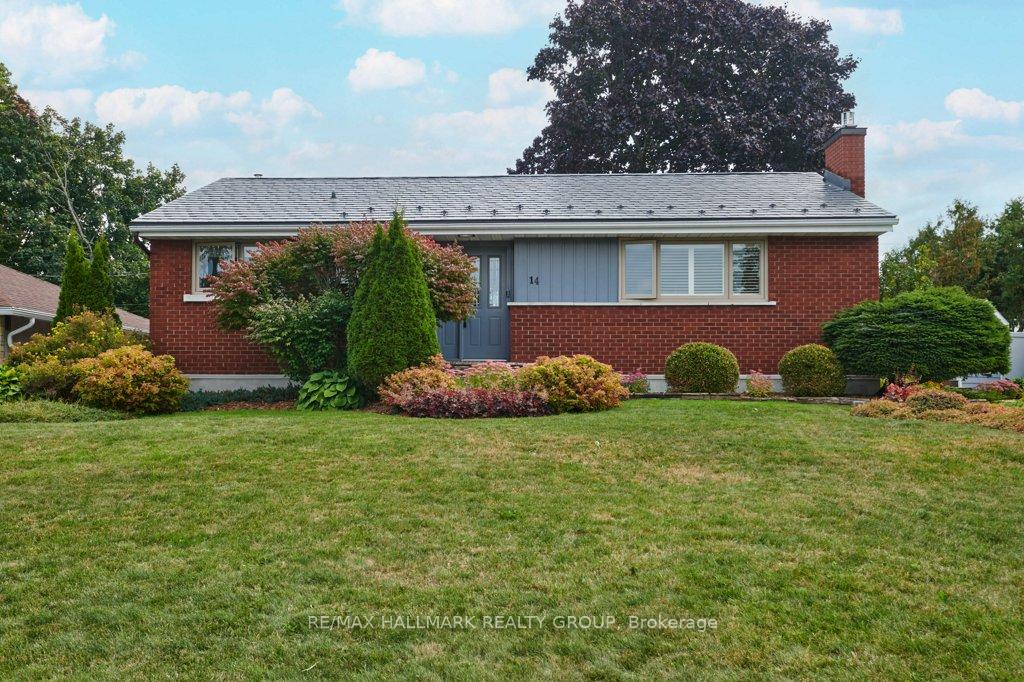 Photo 1 of 14 Roundhay Drive, Ottawa, Manordale — HOMEH