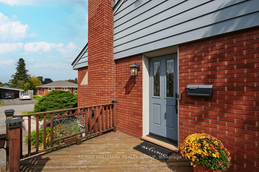 Photo 28 of 14 Roundhay Drive, Ottawa, Manordale — HOMEH