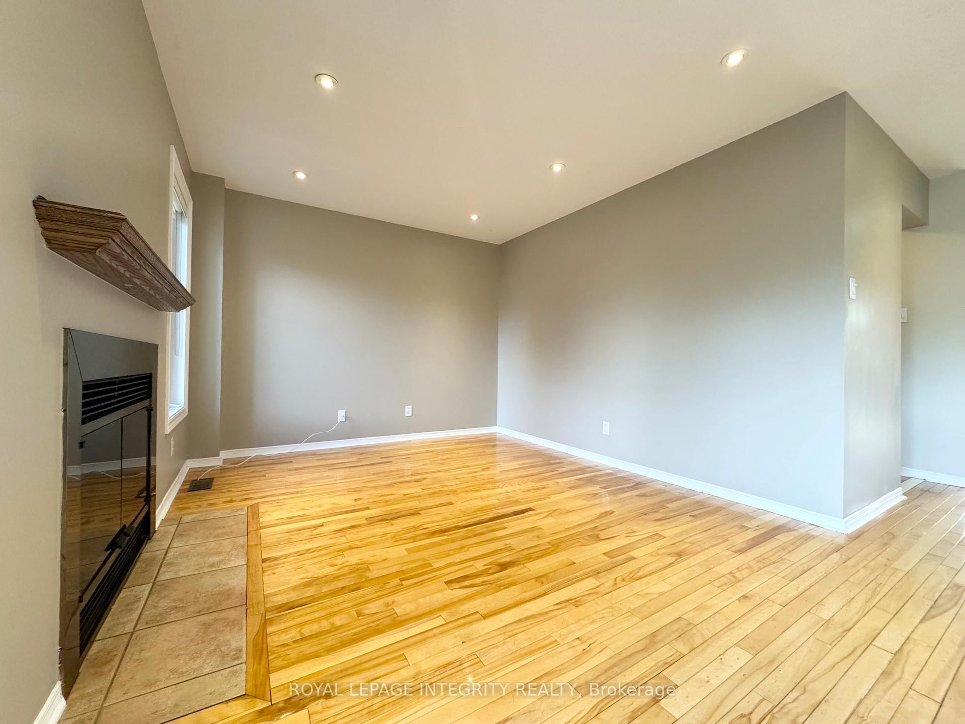 Photo 11 of 43 Covington Place, Ottawa, Centrepointe — HOMEH
