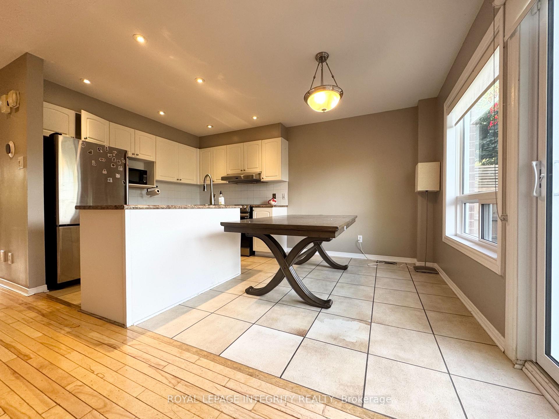 Photo 12 of 43 Covington Place, Ottawa, Centrepointe — HOMEH