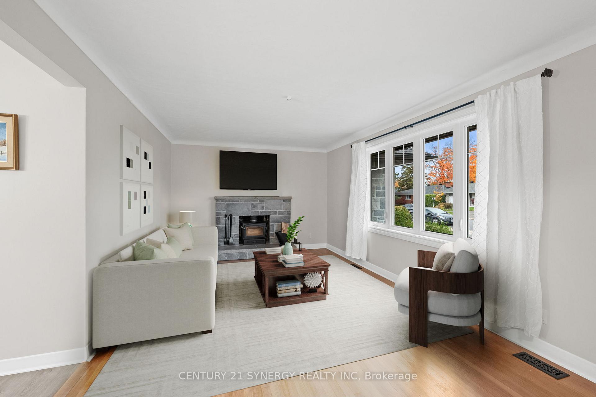 Photo 5 of 22 Carola Street, Ottawa, Manordale — HOMEH