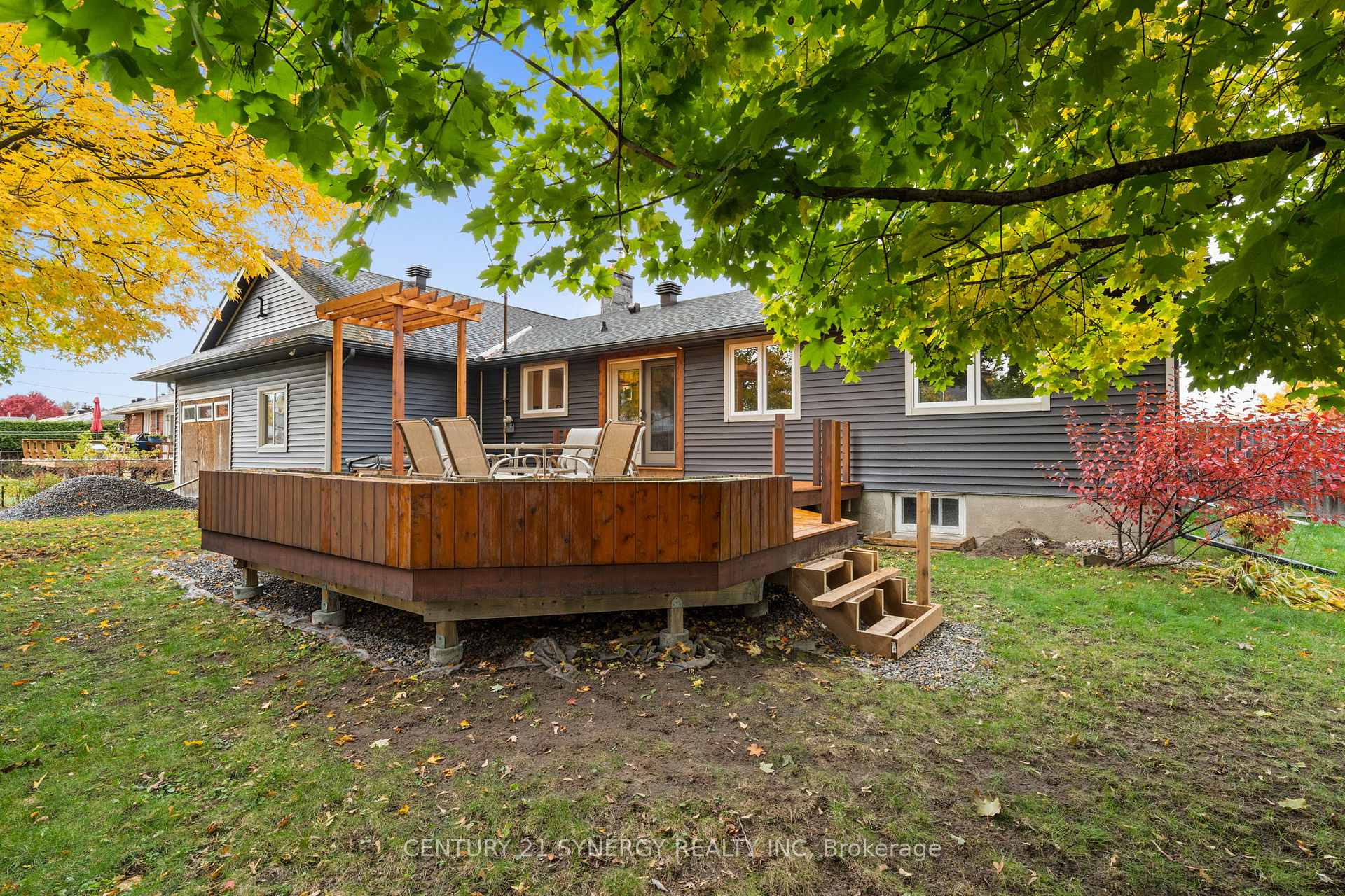 Photo 36 of 22 Carola Street, Ottawa, Manordale — HOMEH