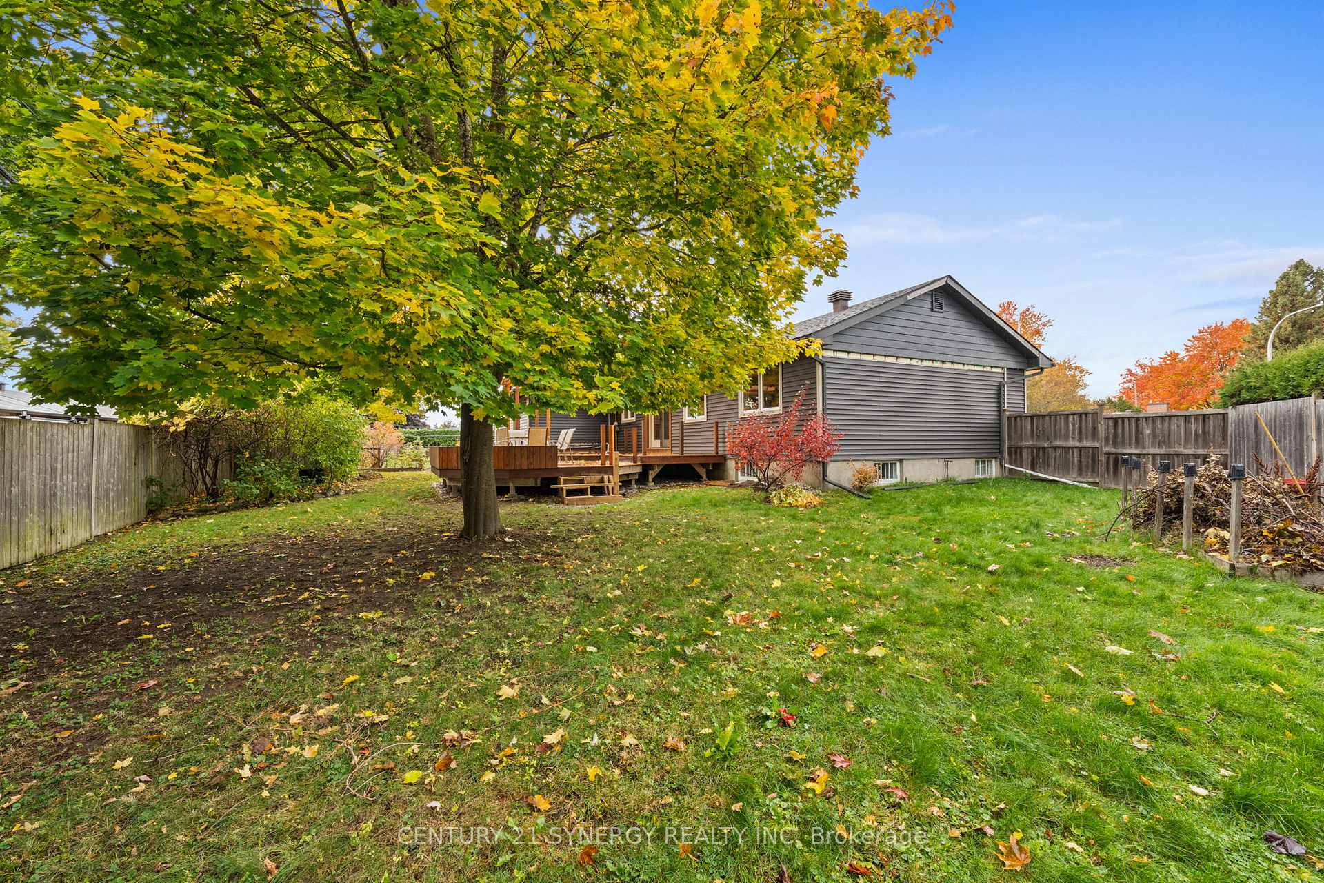Photo 37 of 22 Carola Street, Ottawa, Manordale — HOMEH