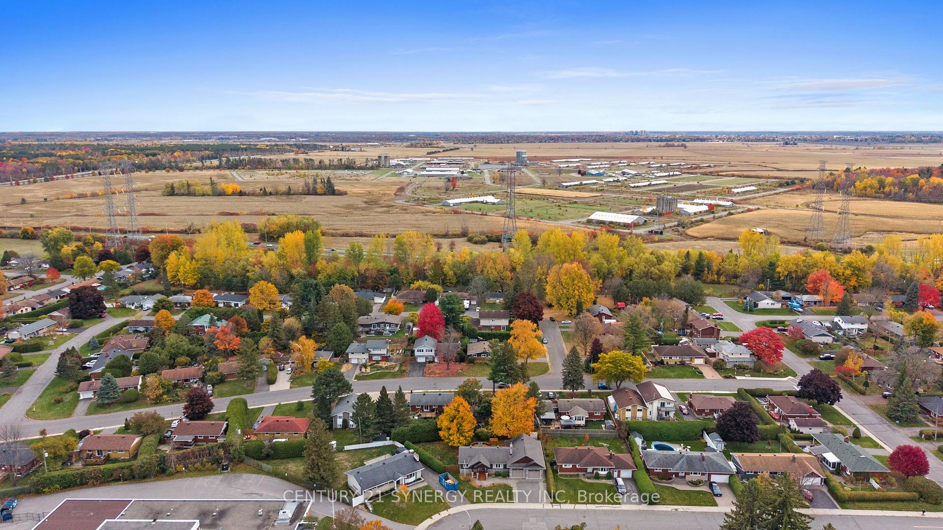 Photo 44 of 22 Carola Street, Ottawa, Manordale — HOMEH