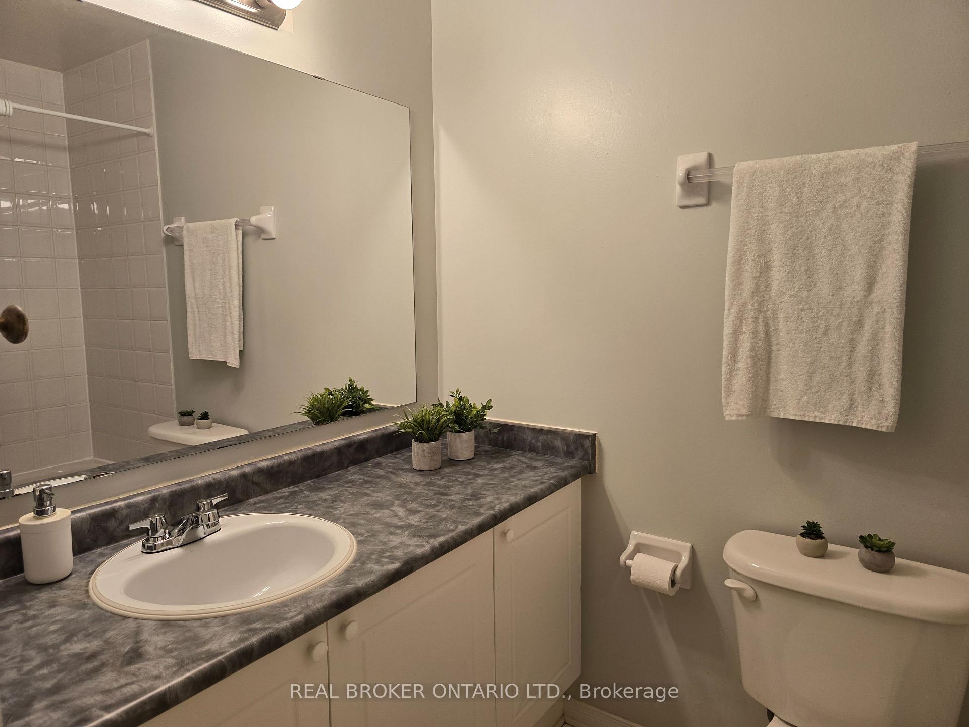 Photo 20 of 139 Monterey Drive, Ottawa, Leslie Park — HOMEH