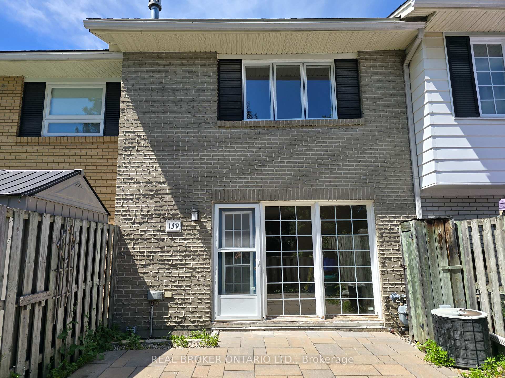 Photo 24 of 139 Monterey Drive, Ottawa, Leslie Park — HOMEH