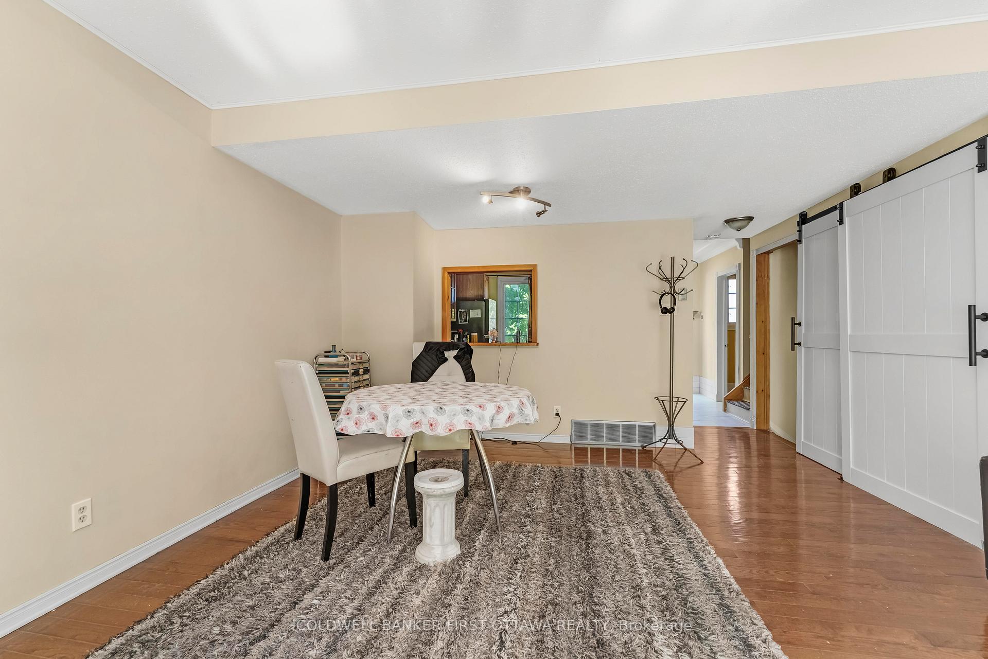 Photo 8 of 22 Monterey Drive, Ottawa, Leslie Park — HOMEH