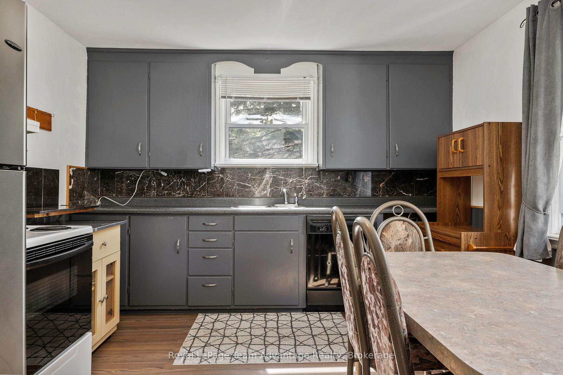 Photo 6 of 9 Woods Lane, Seguin — HOMEH