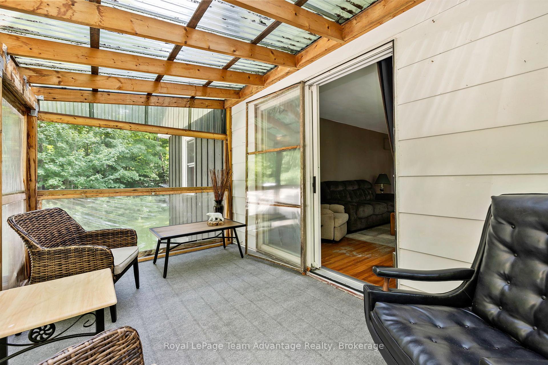 Photo 11 of 9 Woods Lane, Seguin — HOMEH