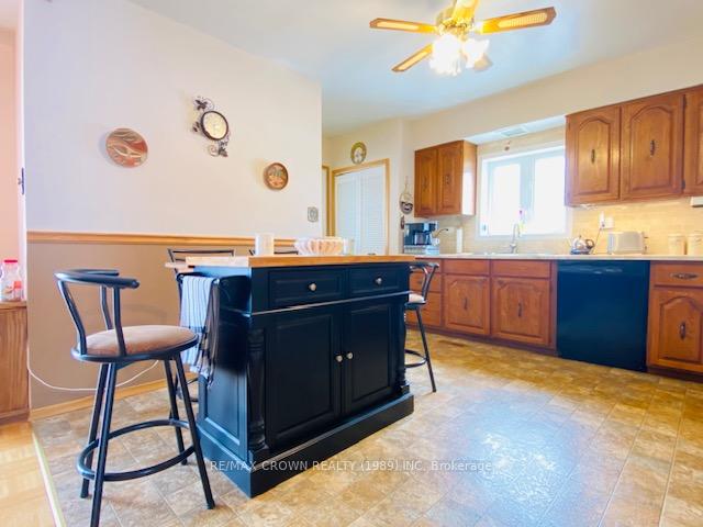 Photo 11 of 36 Seventh Ave Crescent, Smooth Rock Falls, SRF — HOMEH