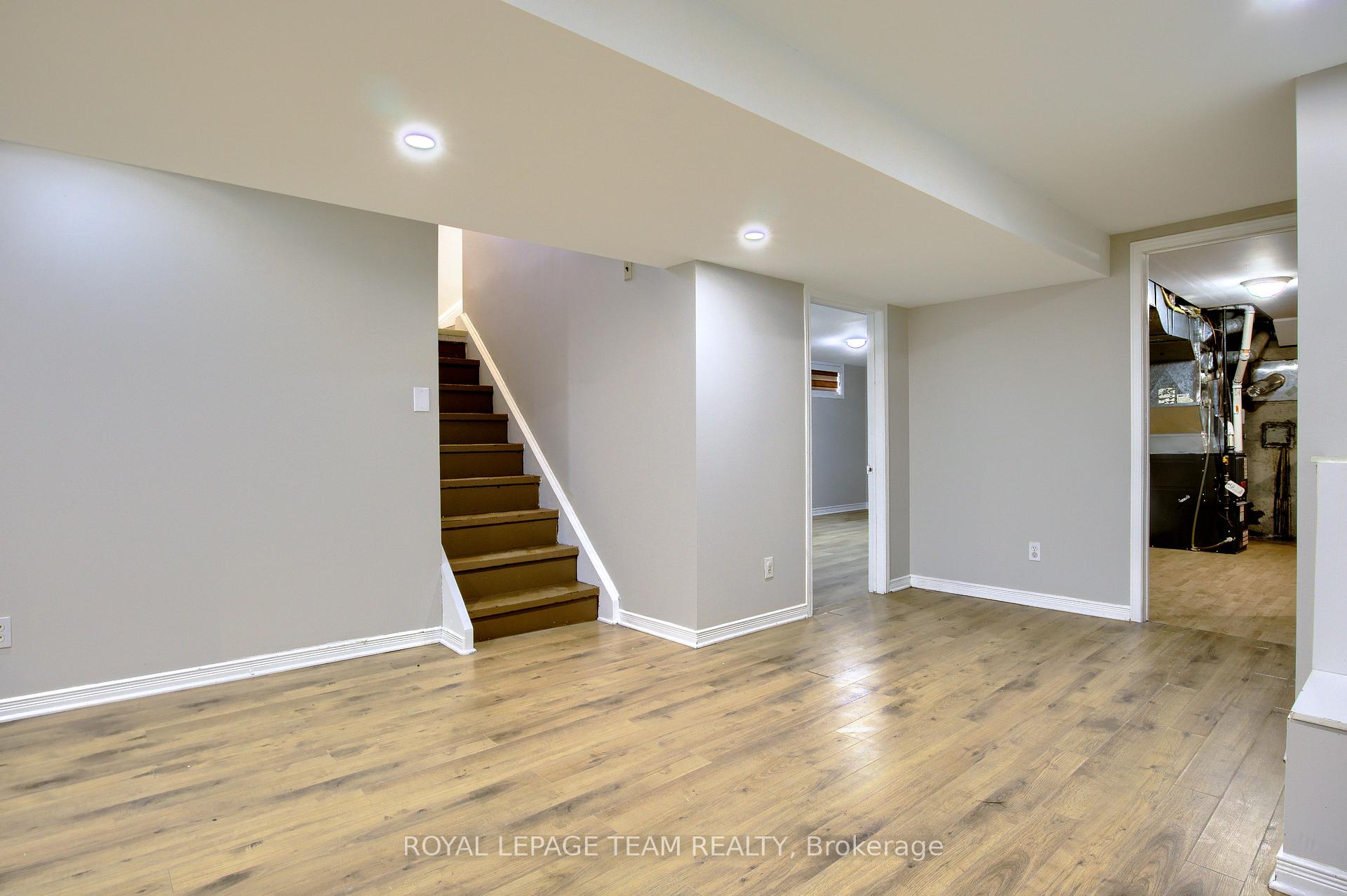 Photo 12 of Unit A, 31 Pritchard Drive, Ottawa, Manordale — HOMEH