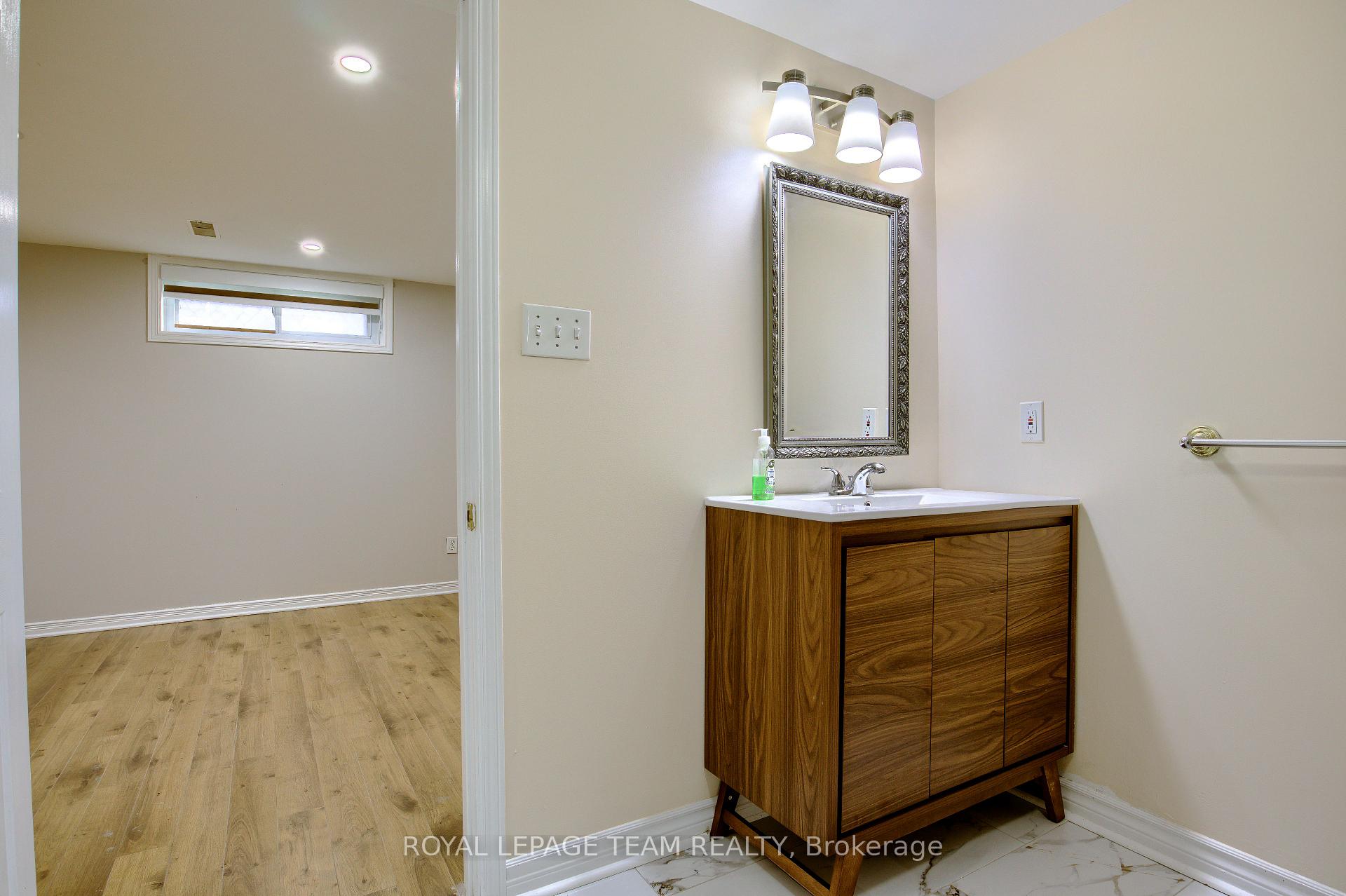 Photo 18 of Unit A, 31 Pritchard Drive, Ottawa, Manordale — HOMEH