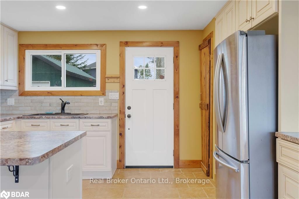 Photo 9 of 2825 The Lane, Severn, West Shore — HOMEH