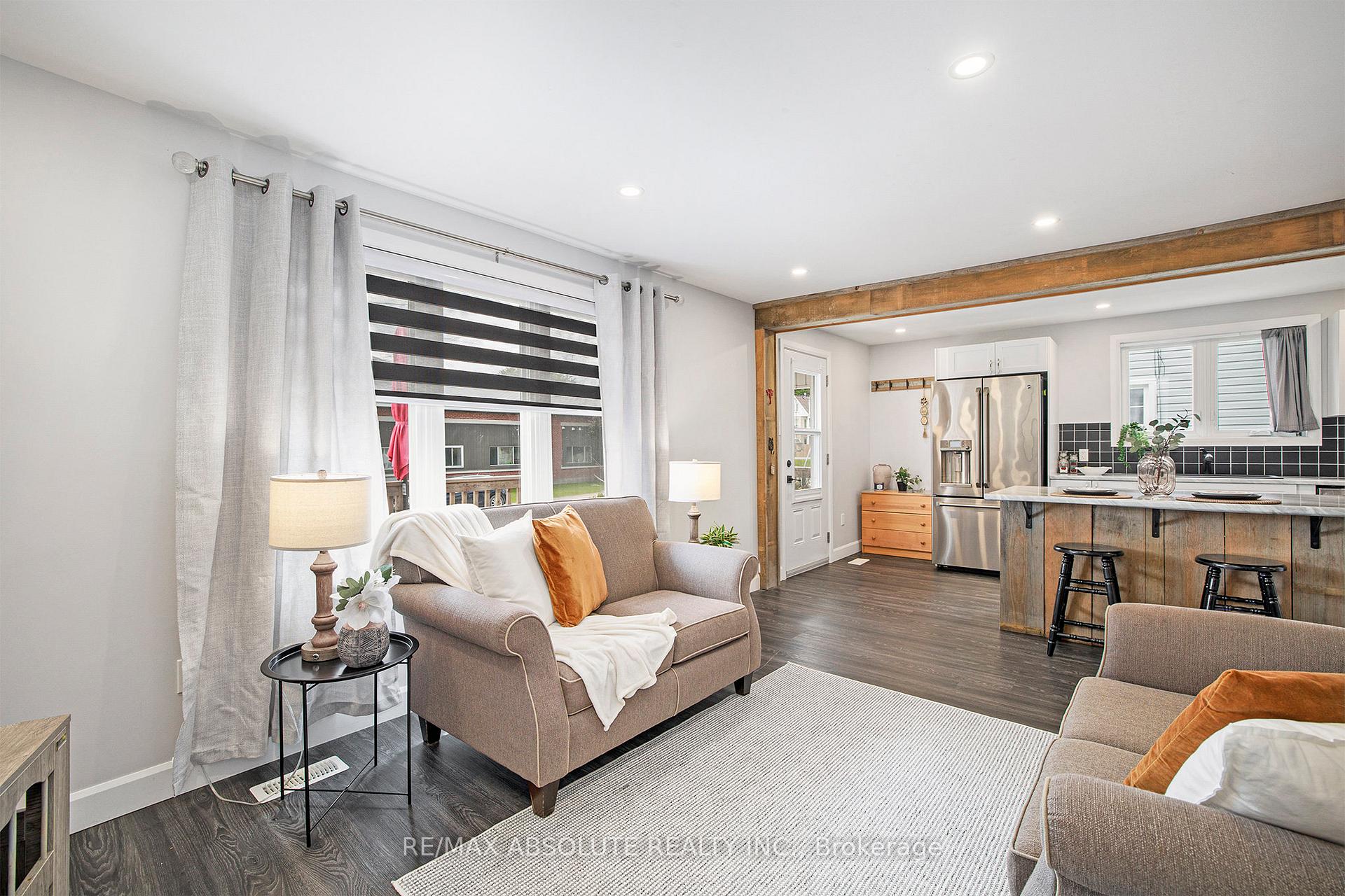 Photo 6 of 373 Raglan Street N, Renfrew — HOMEH