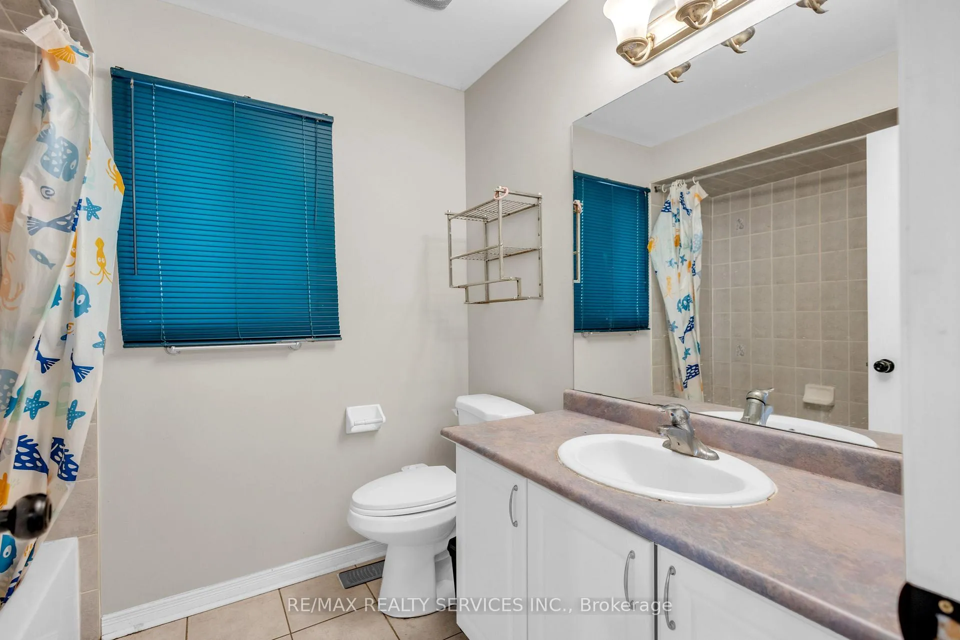 Photo 23 of 108 Beavervalley Drive, Brampton, Fletcher's Meadow — HOMEH