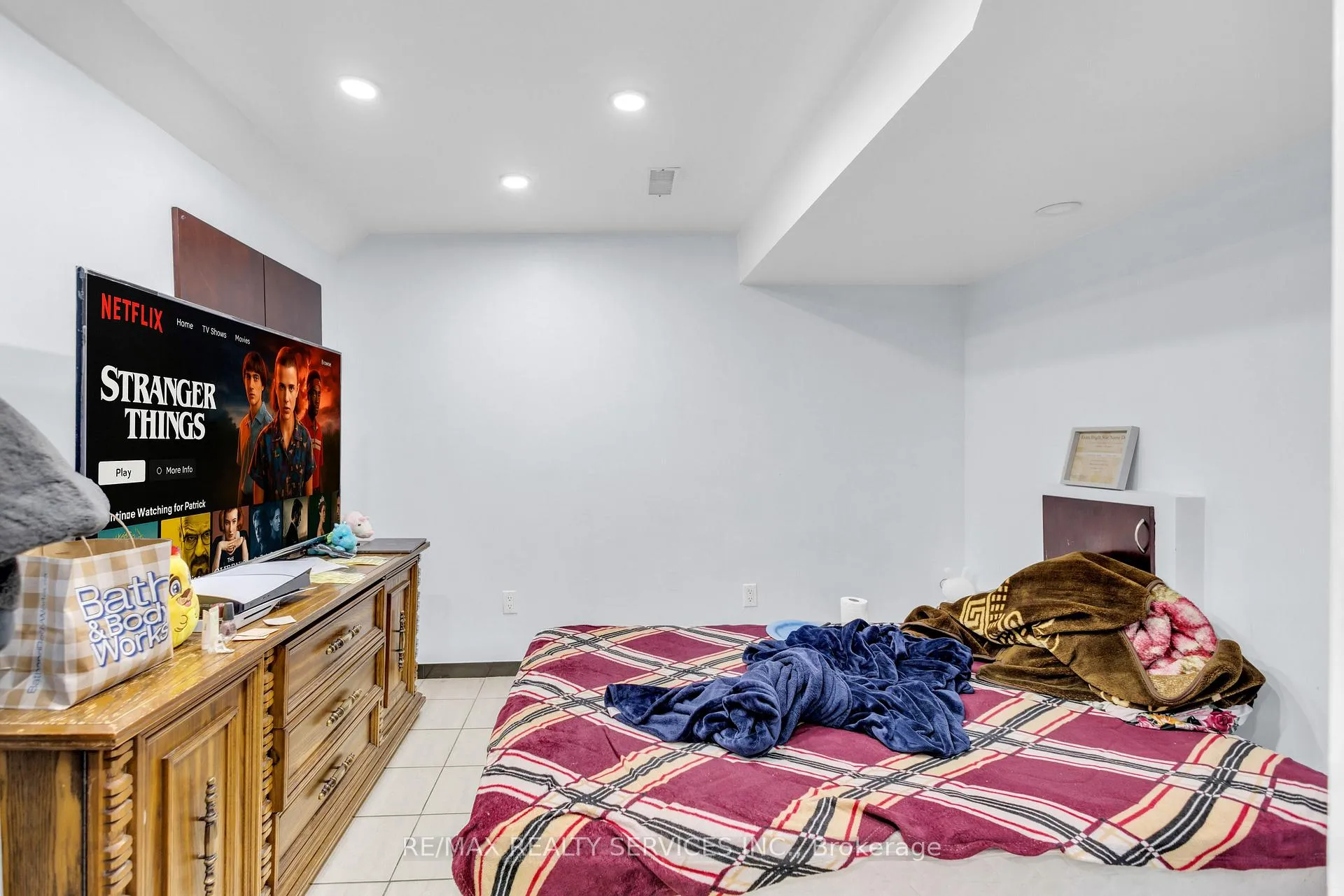 Photo 44 of 108 Beavervalley Drive, Brampton, Fletcher's Meadow — HOMEH