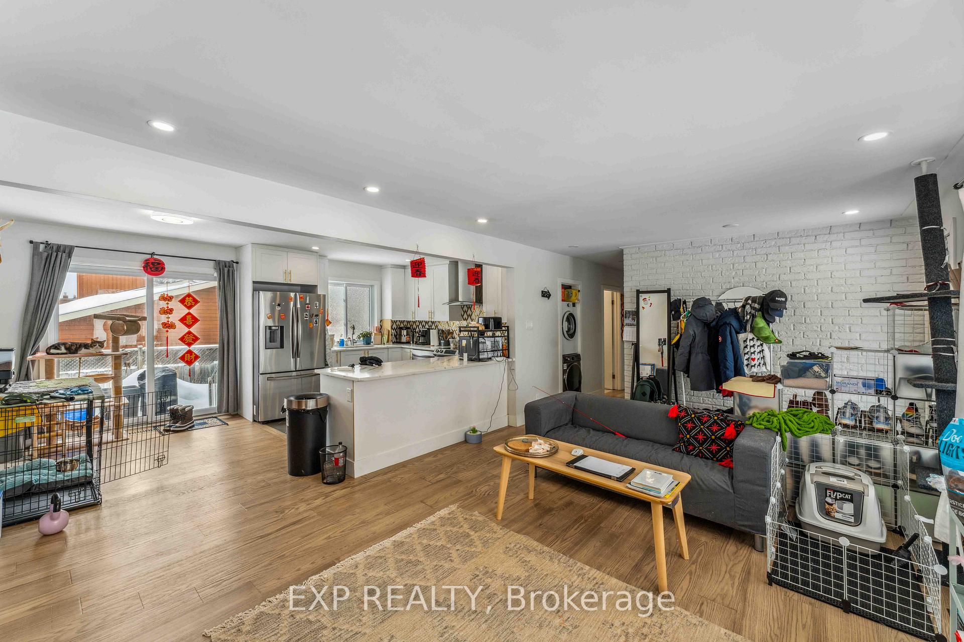 Photo 8 of Unit A, 44 Sherry Lane, Ottawa, Manordale — HOMEH