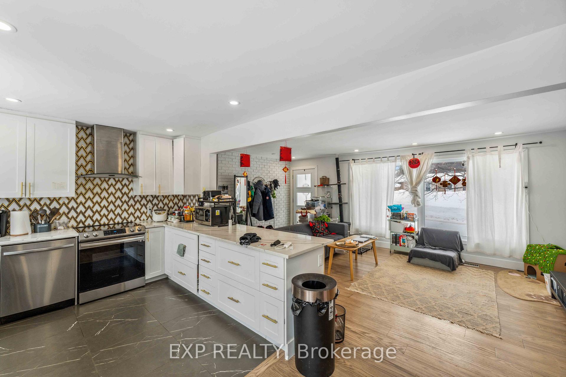 Photo 11 of Unit A, 44 Sherry Lane, Ottawa, Manordale — HOMEH