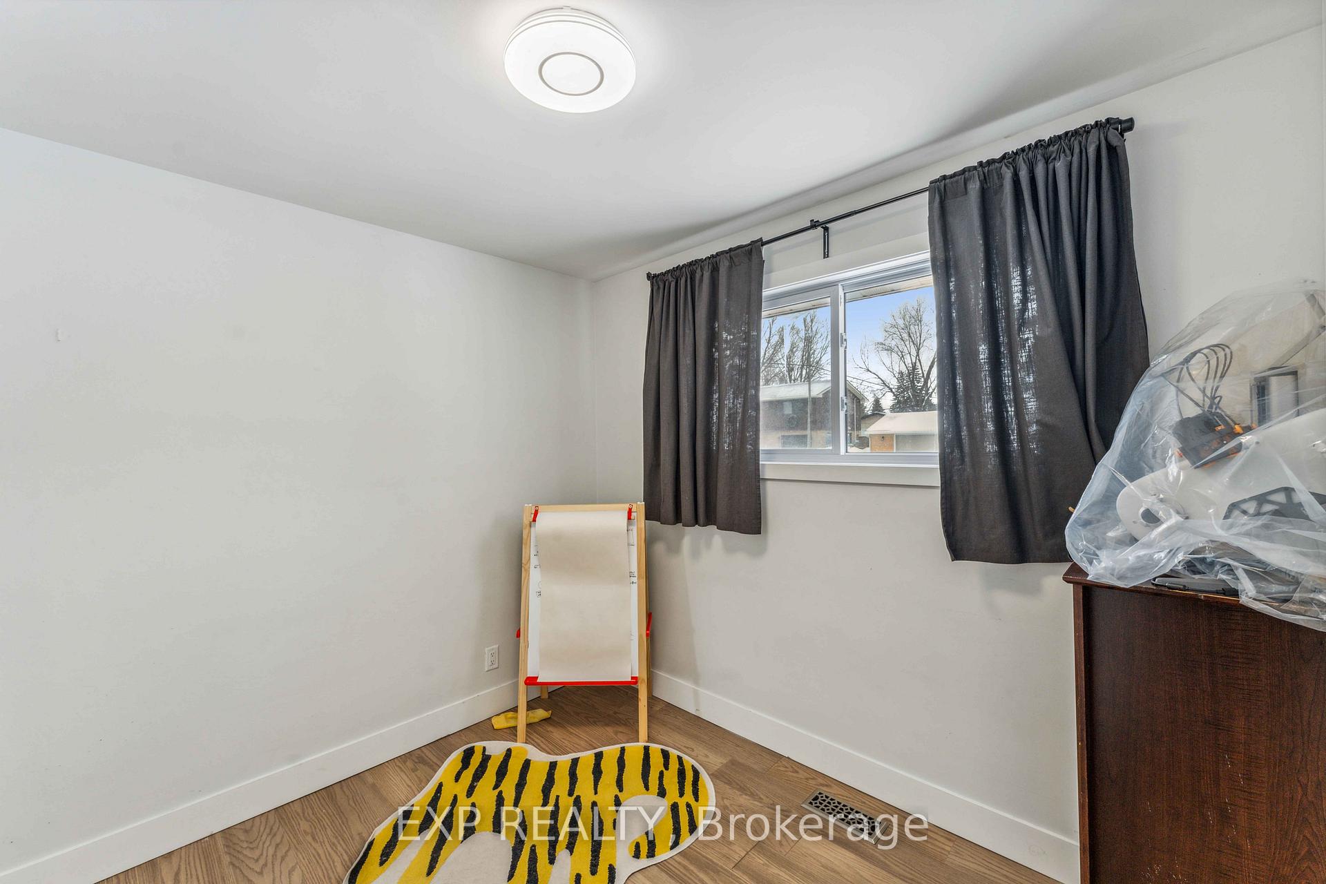 Photo 22 of Unit A, 44 Sherry Lane, Ottawa, Manordale — HOMEH