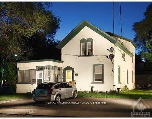 Photo 1 of Unit 5, 20 Russell Street W, Smiths Falls — HOMEH