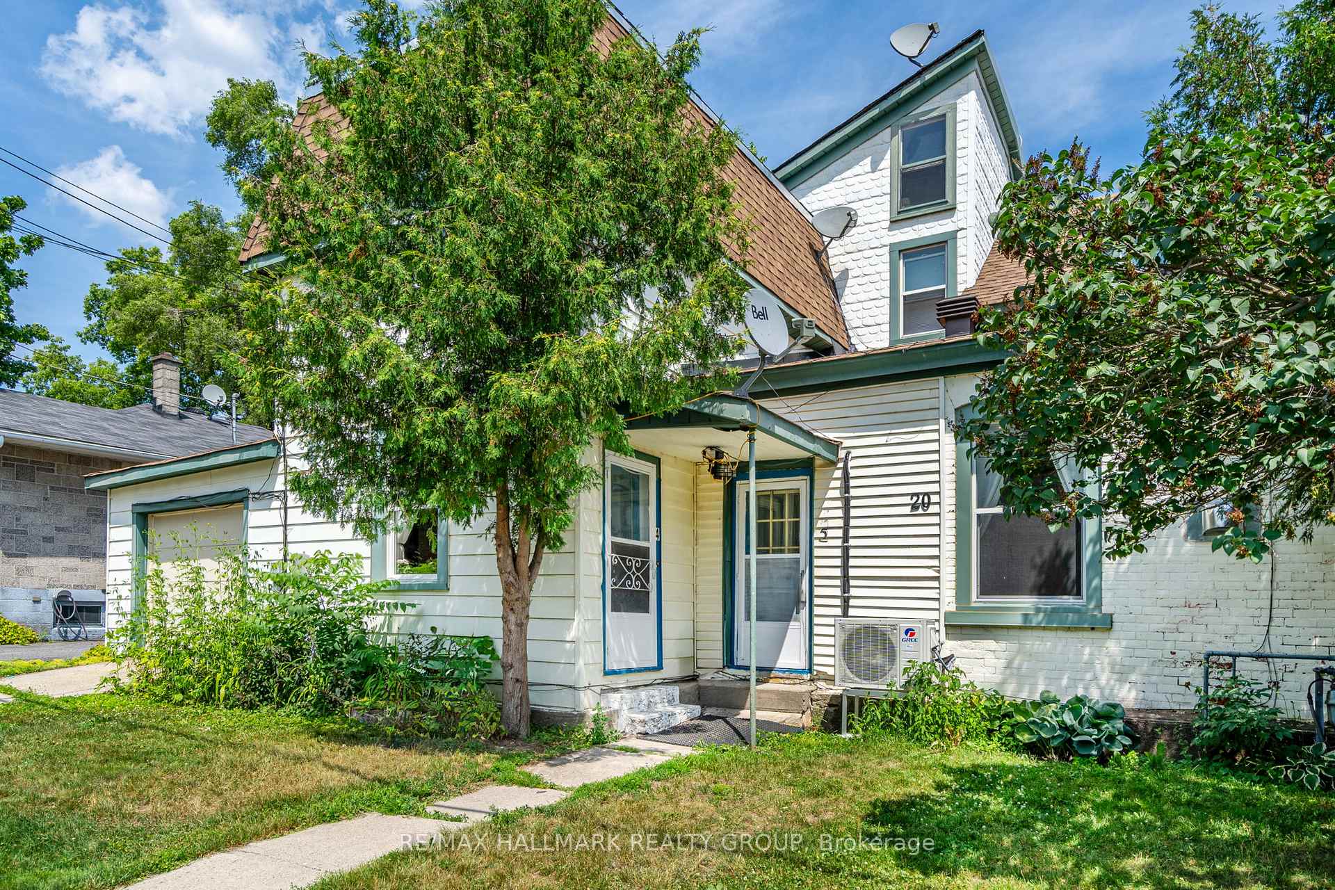 Photo 3 of Unit 5, 20 Russell Street W, Smiths Falls — HOMEH