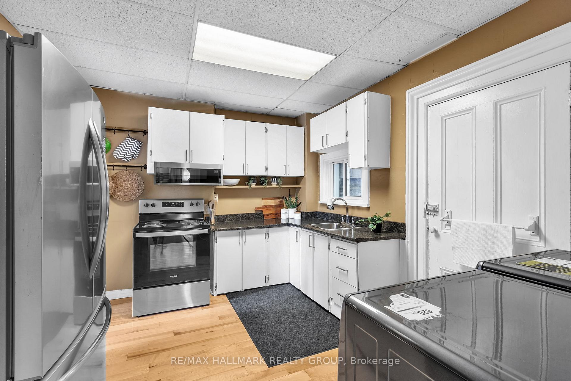 Photo 5 of Unit 5, 20 Russell Street W, Smiths Falls — HOMEH