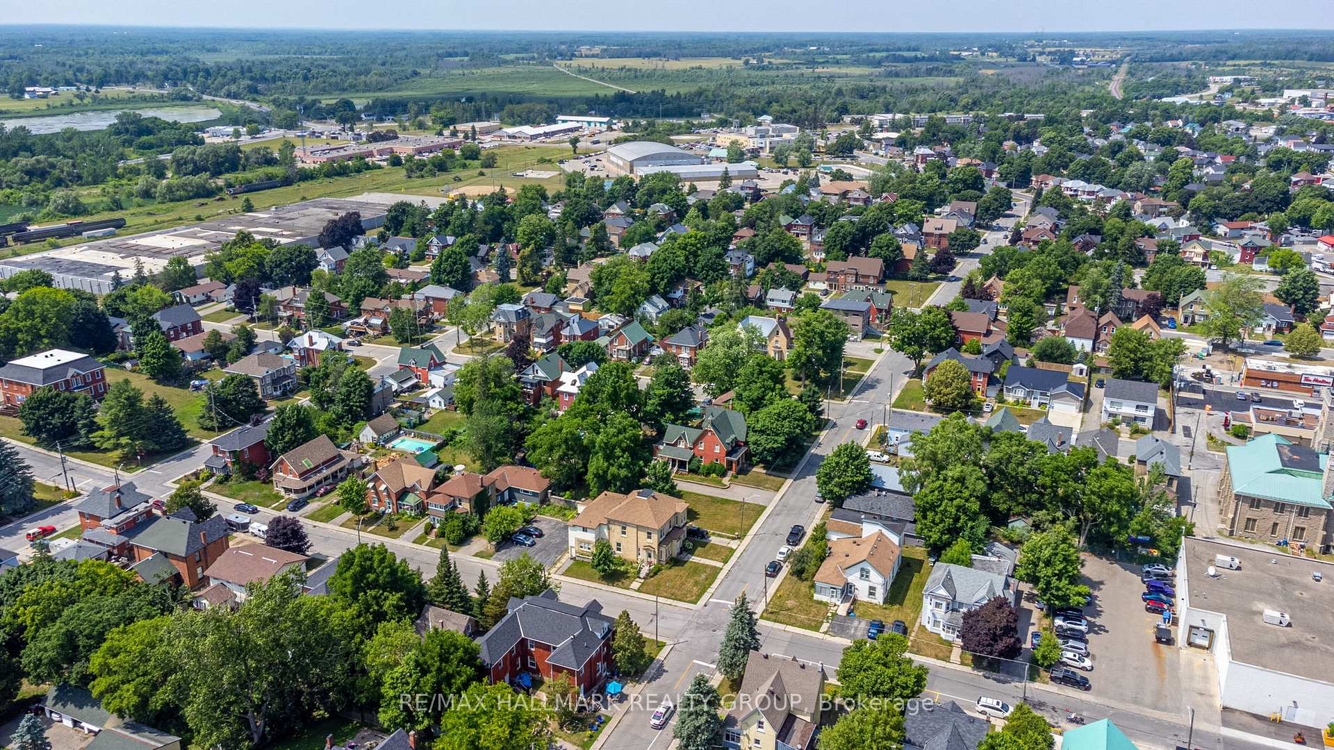 Photo 24 of Unit 5, 20 Russell Street W, Smiths Falls — HOMEH