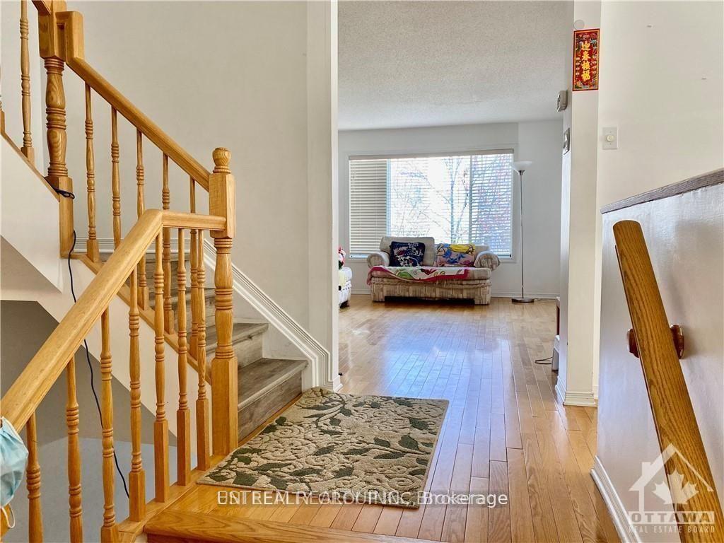 Photo 4 of 18 Covington Place, Ottawa, Centrepointe — HOMEH
