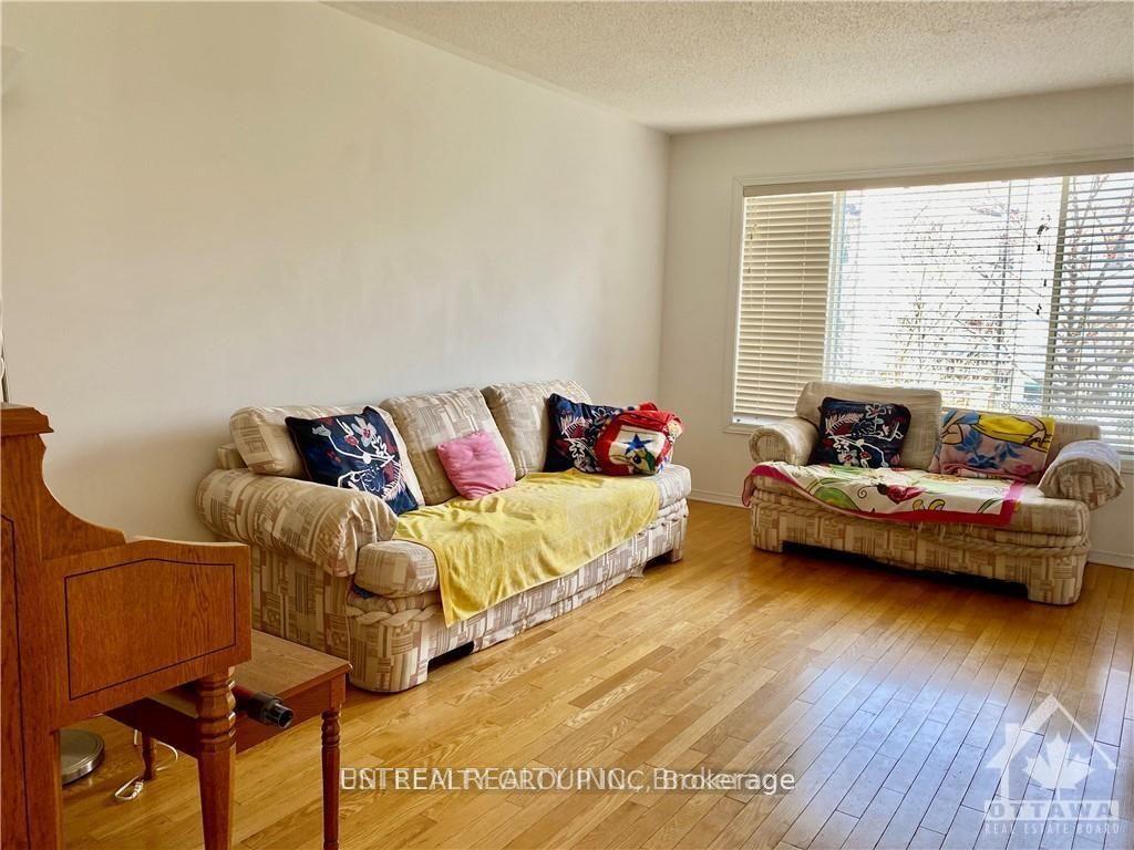 Photo 6 of 18 Covington Place, Ottawa, Centrepointe — HOMEH
