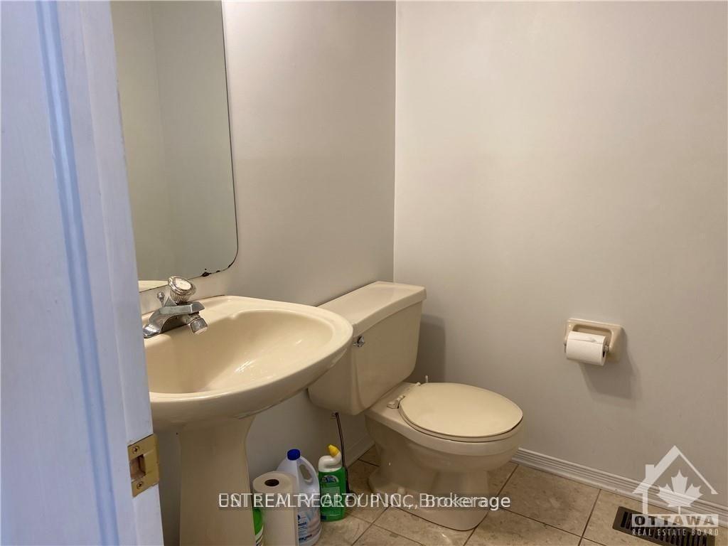 Photo 11 of 18 Covington Place, Ottawa, Centrepointe — HOMEH
