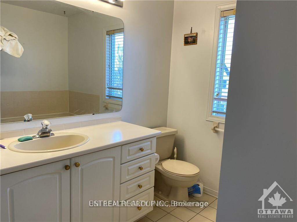 Photo 16 of 18 Covington Place, Ottawa, Centrepointe — HOMEH