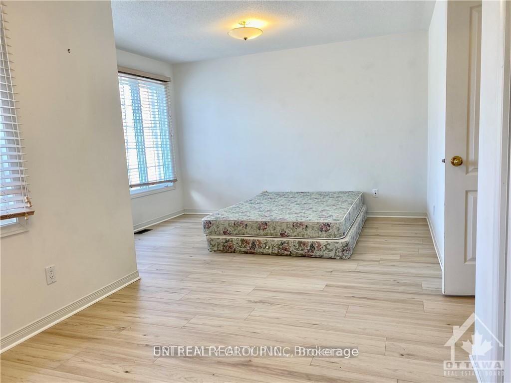 Photo 17 of 18 Covington Place, Ottawa, Centrepointe — HOMEH