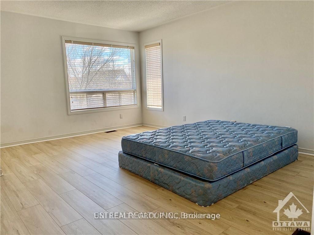 Photo 20 of 18 Covington Place, Ottawa, Centrepointe — HOMEH