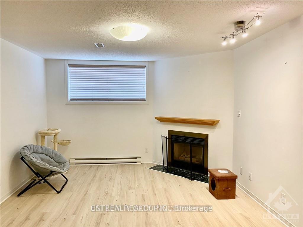 Photo 21 of 18 Covington Place, Ottawa, Centrepointe — HOMEH