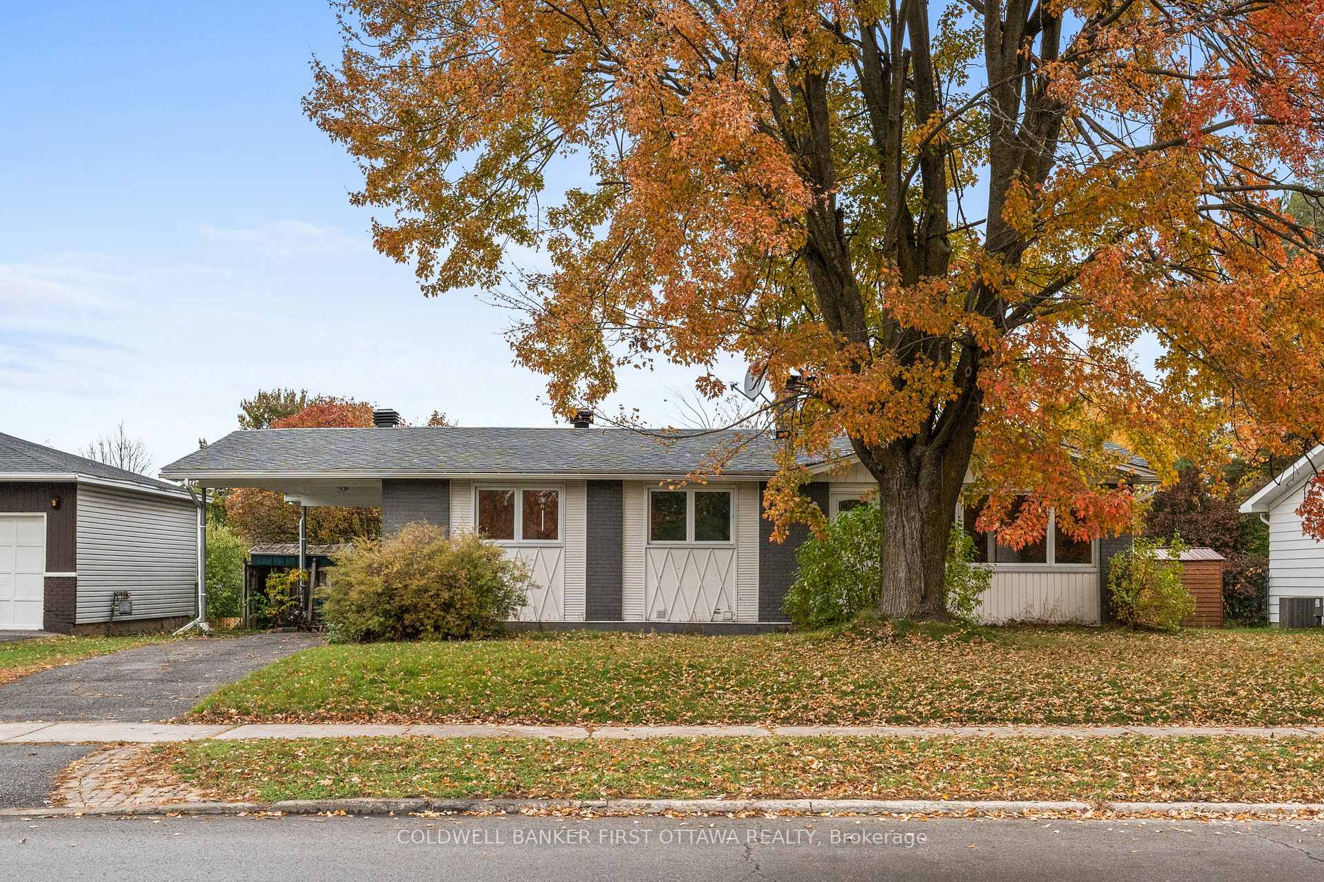 Photo 1 of 173 Knoxdale Road, Ottawa, Manordale — HOMEH