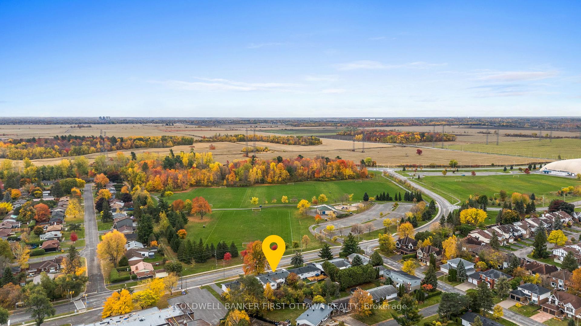 Photo 32 of 173 Knoxdale Road, Ottawa, Manordale — HOMEH
