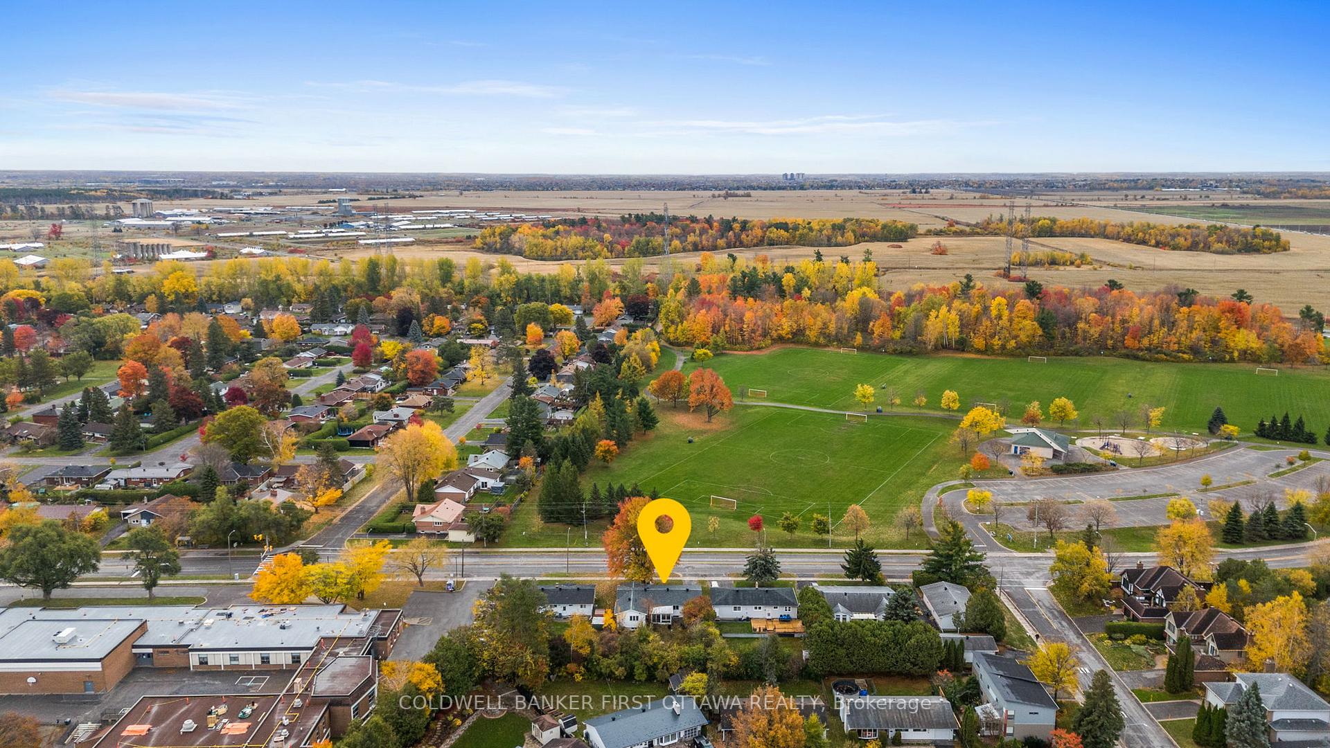 Photo 33 of 173 Knoxdale Road, Ottawa, Manordale — HOMEH