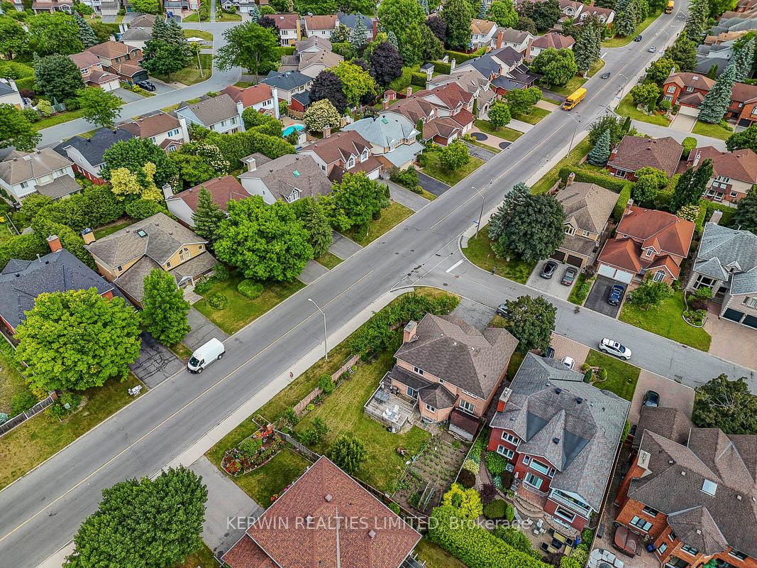 Photo 13 of 2 Hyde Park Way, Ottawa, Centrepointe — HOMEH