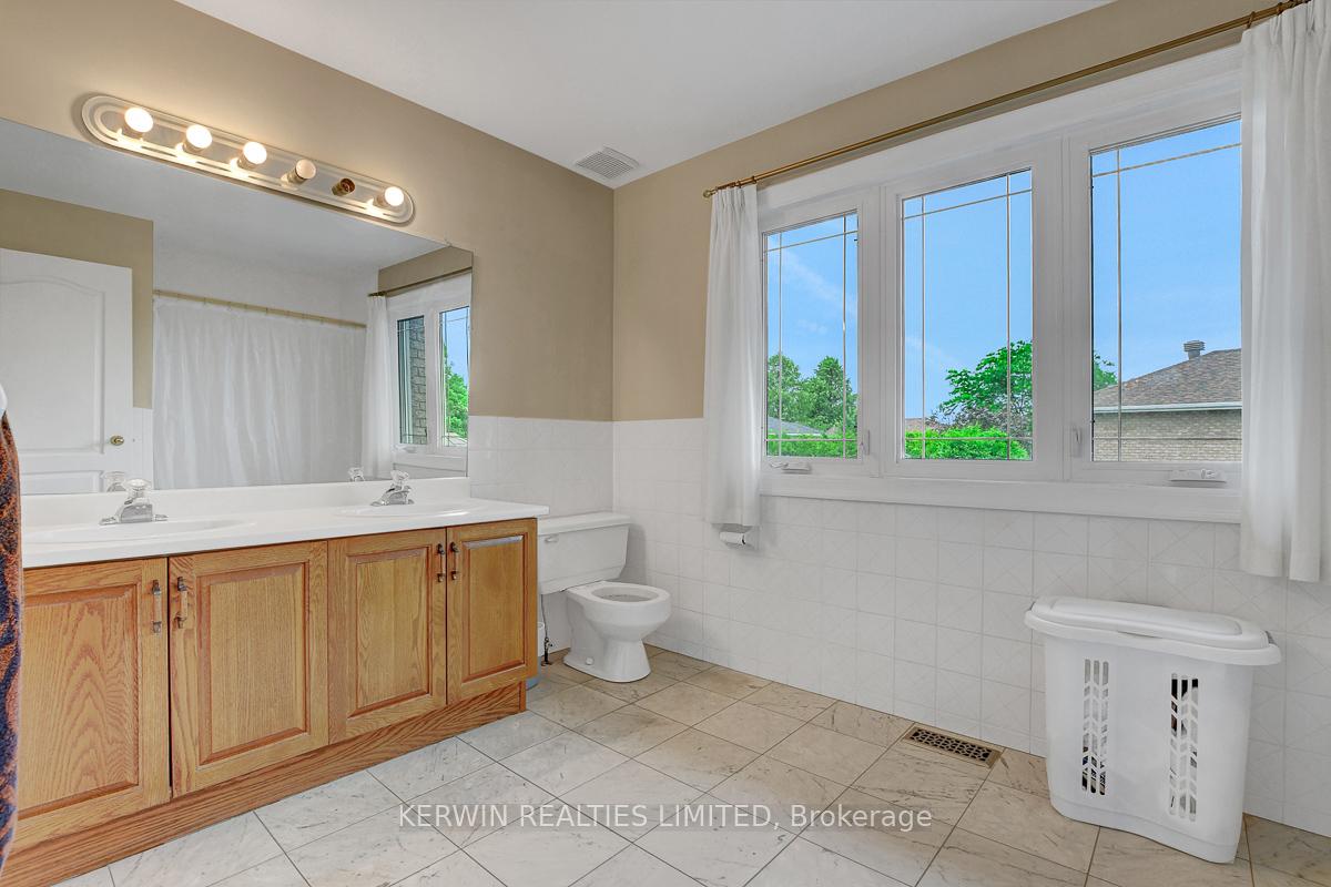 Photo 27 of 2 Hyde Park Way, Ottawa, Centrepointe — HOMEH