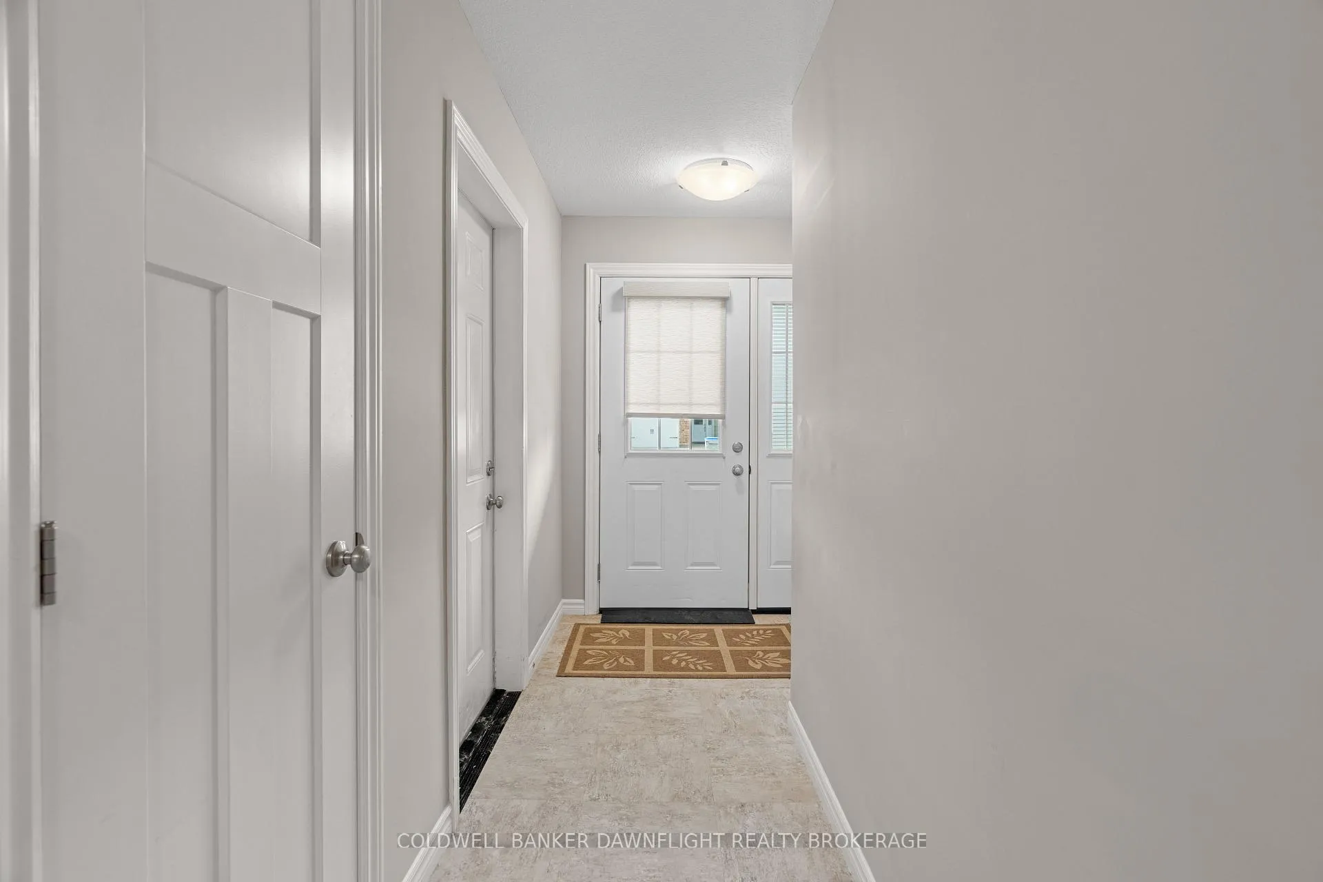 Photo 8 of 40 Devon Drive, South Huron, Exeter — HOMEH