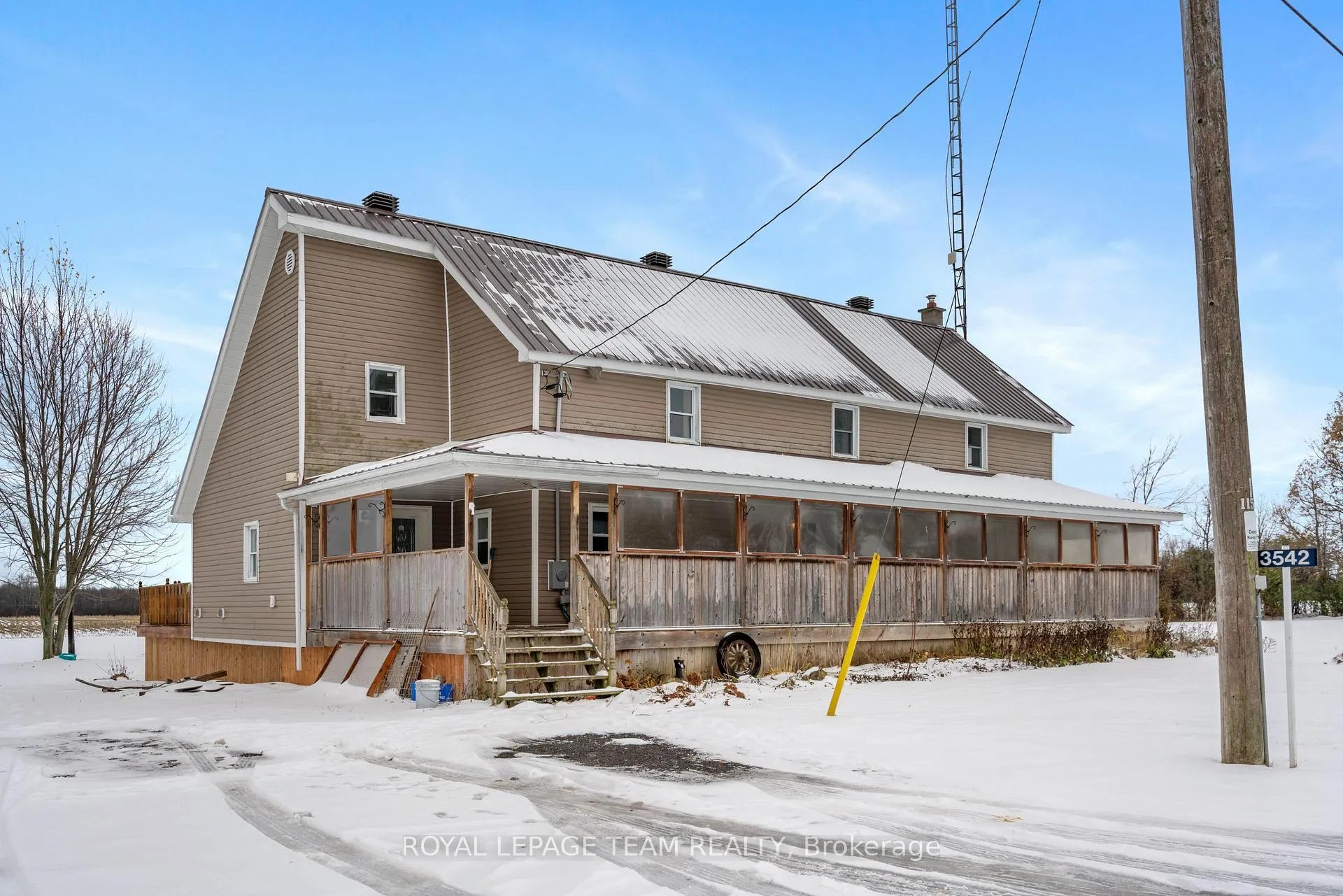Front of 3542 Beckstead Road