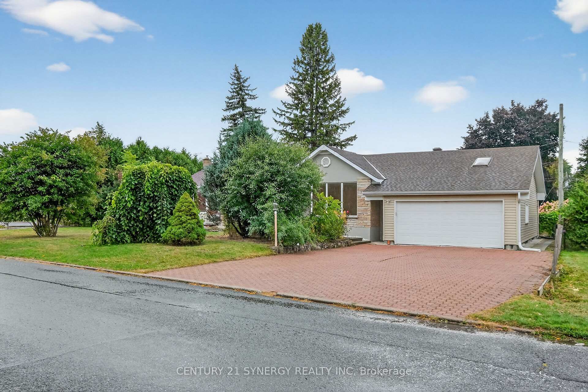 Photo 1 of 10 Pritchard Drive, Ottawa, Manordale — HOMEH
