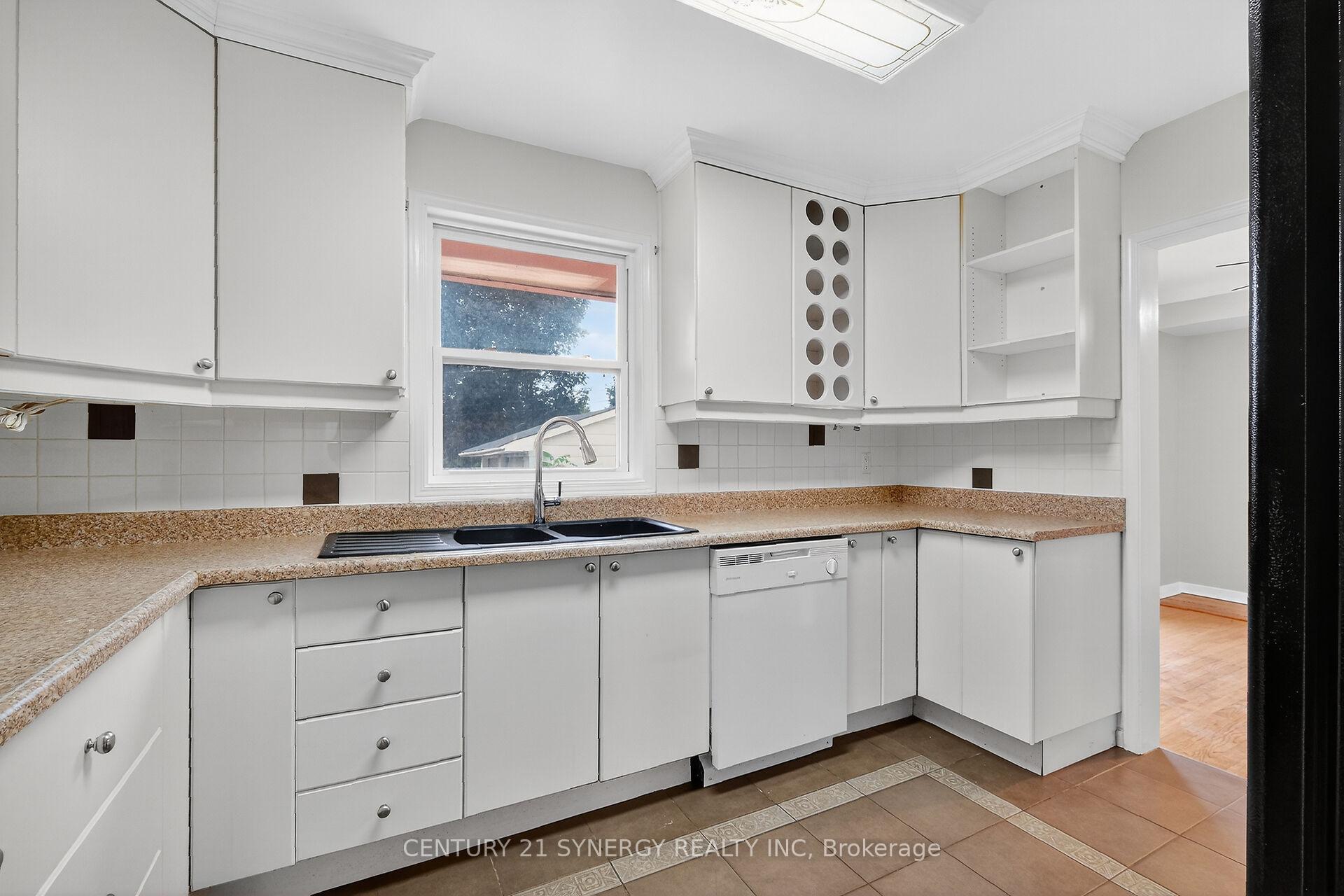 Photo 15 of 10 Pritchard Drive, Ottawa, Manordale — HOMEH